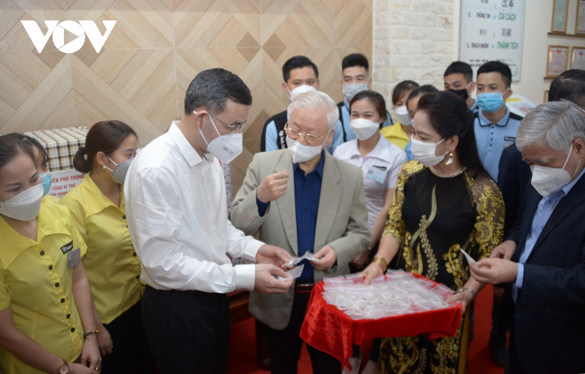 Tổng Bí thư Nguyễn Phú Trọng thăm và làm việc tại Hòa Bình Tổng Bí thư Nguyễn Phú Trọng thăm và làm việc tại Hòa Bình